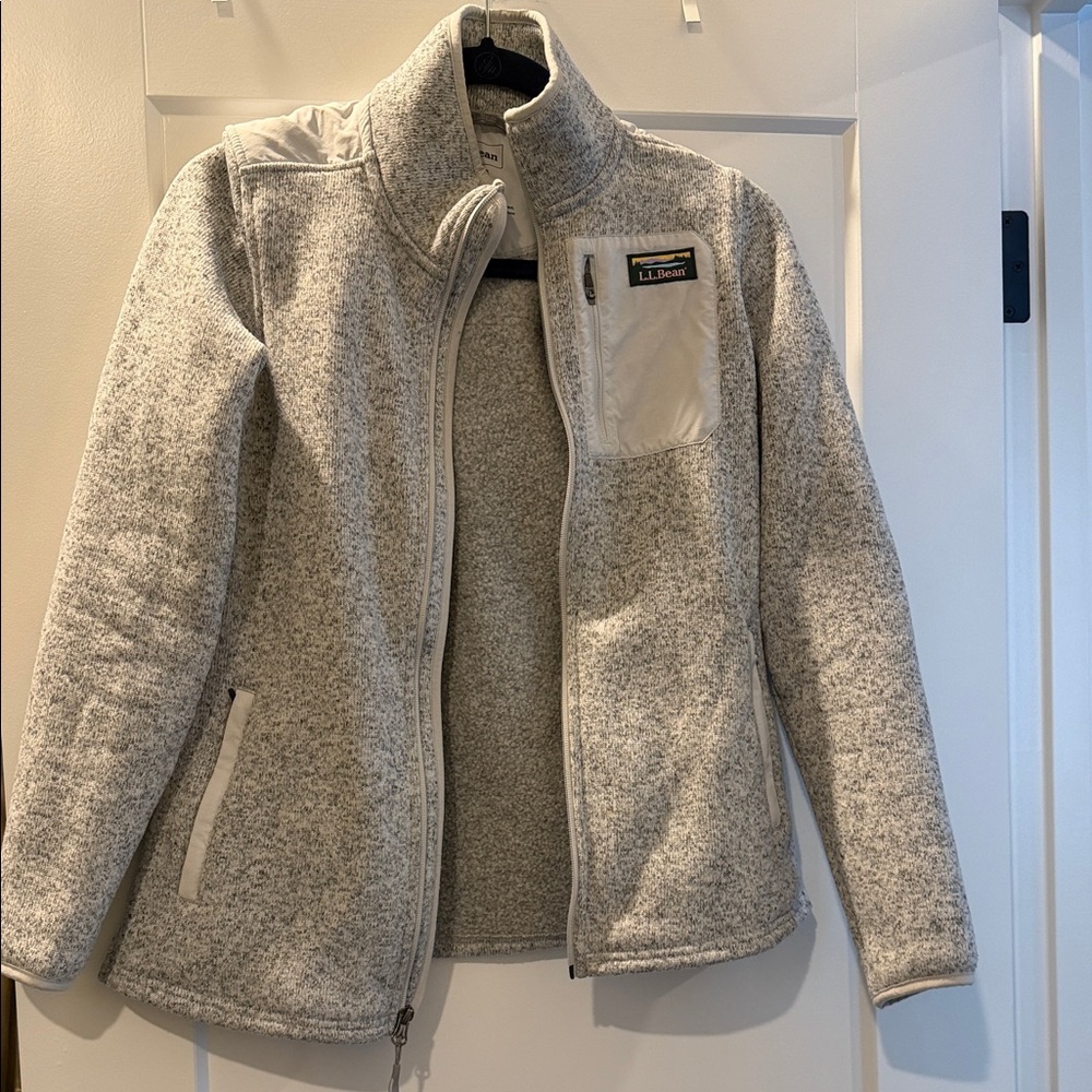 L.L. Bean Women's Light Gray Sweater XS